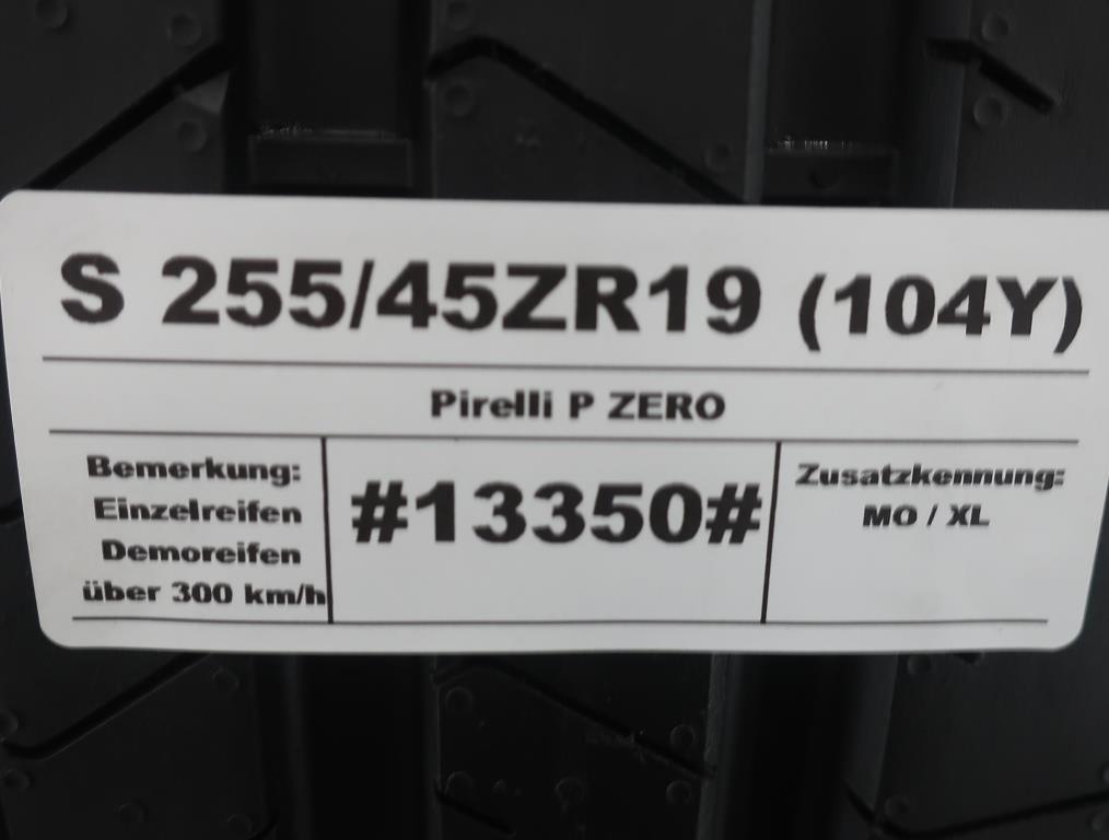 Vorschau: 1 x NEUW. Sommerreifen Pirelli P ZERO S255/45R19 (104Y) MO / XL