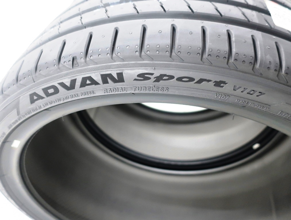 Vorschau: 2 x Neureifen Sommerreifen Yokohama Advan Sport V107 S265/30R20 94Y D, A, 73dB XL