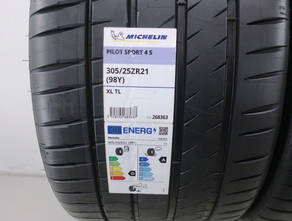 Vorschau: 2 x Neureifen Sommerreifen Michelin Pilot Sport 4 S S305/25R21 (98Y) D, A, 73dB XL / ZR / (98Y)