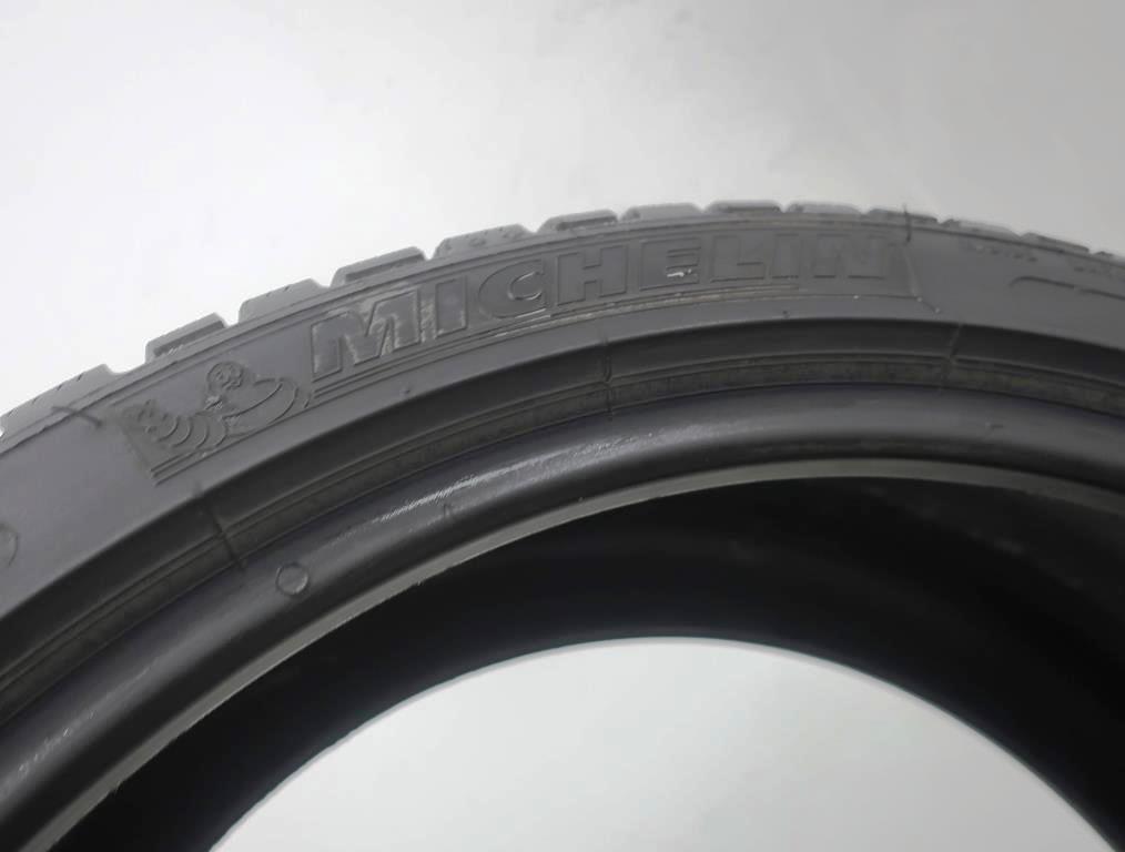 Vorschau: 1 x Gebrauchtreifen Winterreifen Michelin Pilot Alpin 4 W235/35R19 91W XL